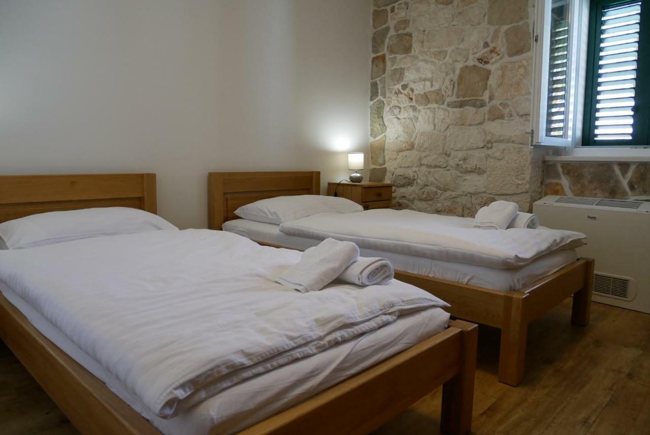 Guest House Jere Old Town Rogoznica  Buitenkant foto